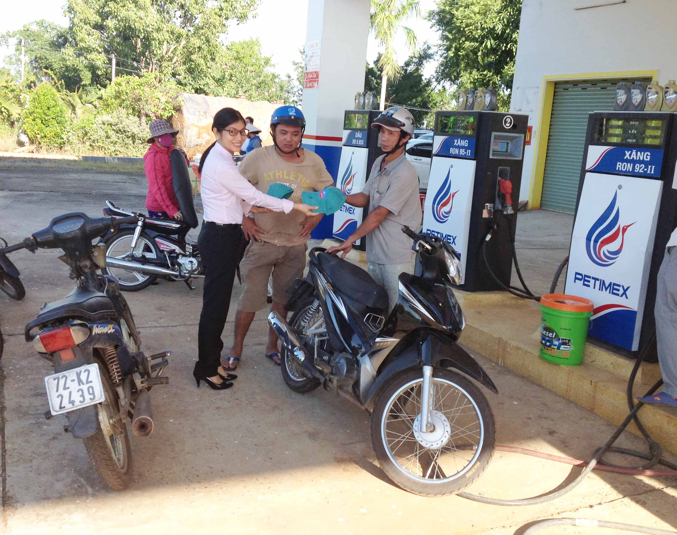 Petimex khai trương cửa hàng xăng dầu đồng tháp 39 (08/12/2016)