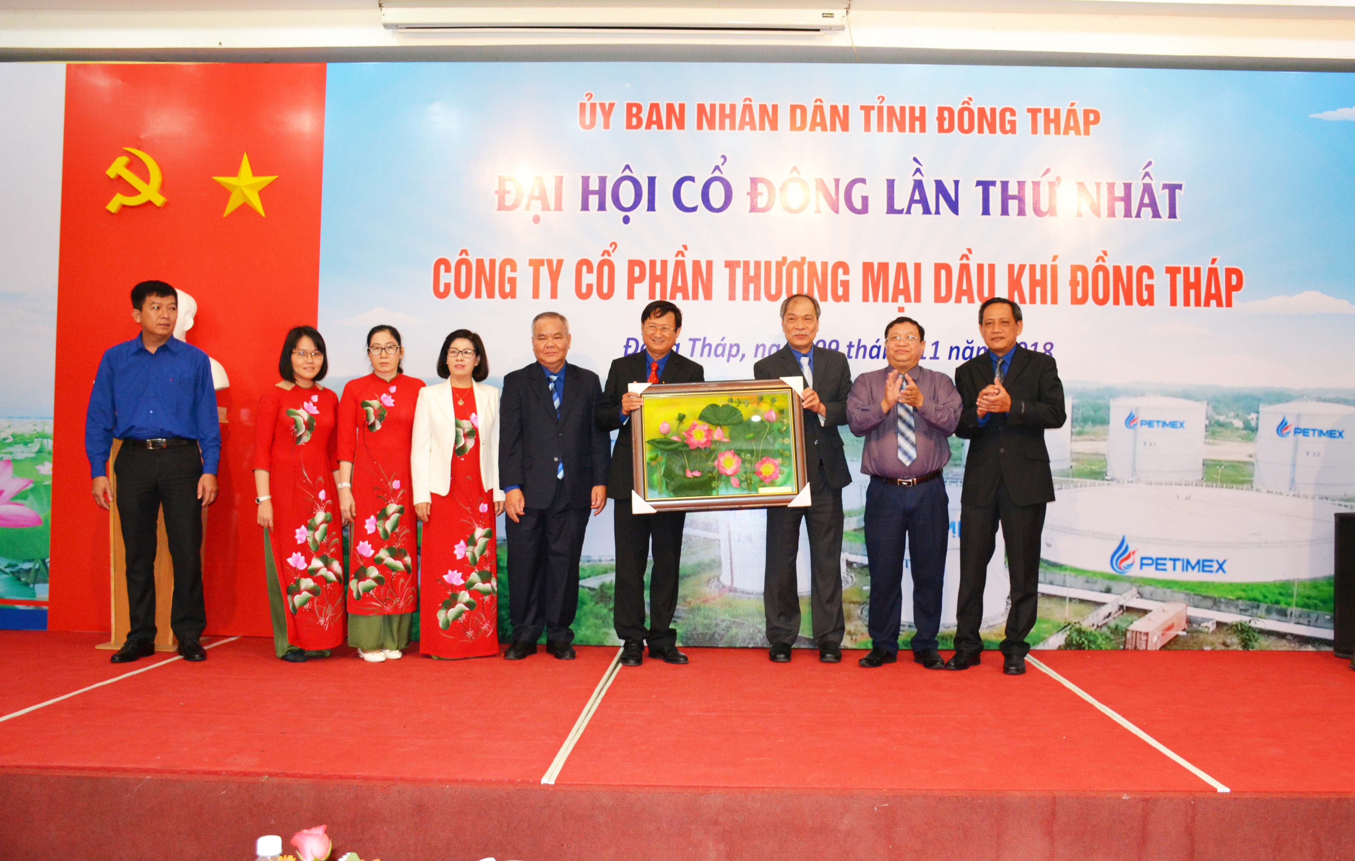 Đại hội cổ đông lần thứ nhất và ra mắt công ty cổ phần thương mại dầu khí đồng tháp (10/11/2018)