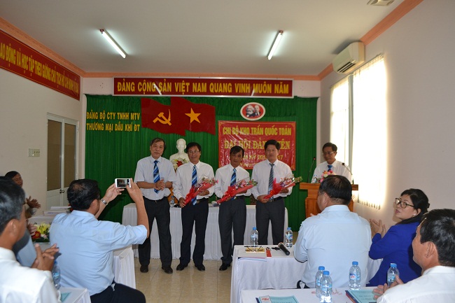 Đại hội đảng viên chi bộ kho trần quốc toản
nhiệm kỳ 2015 - 2017
 (11/03/2010)