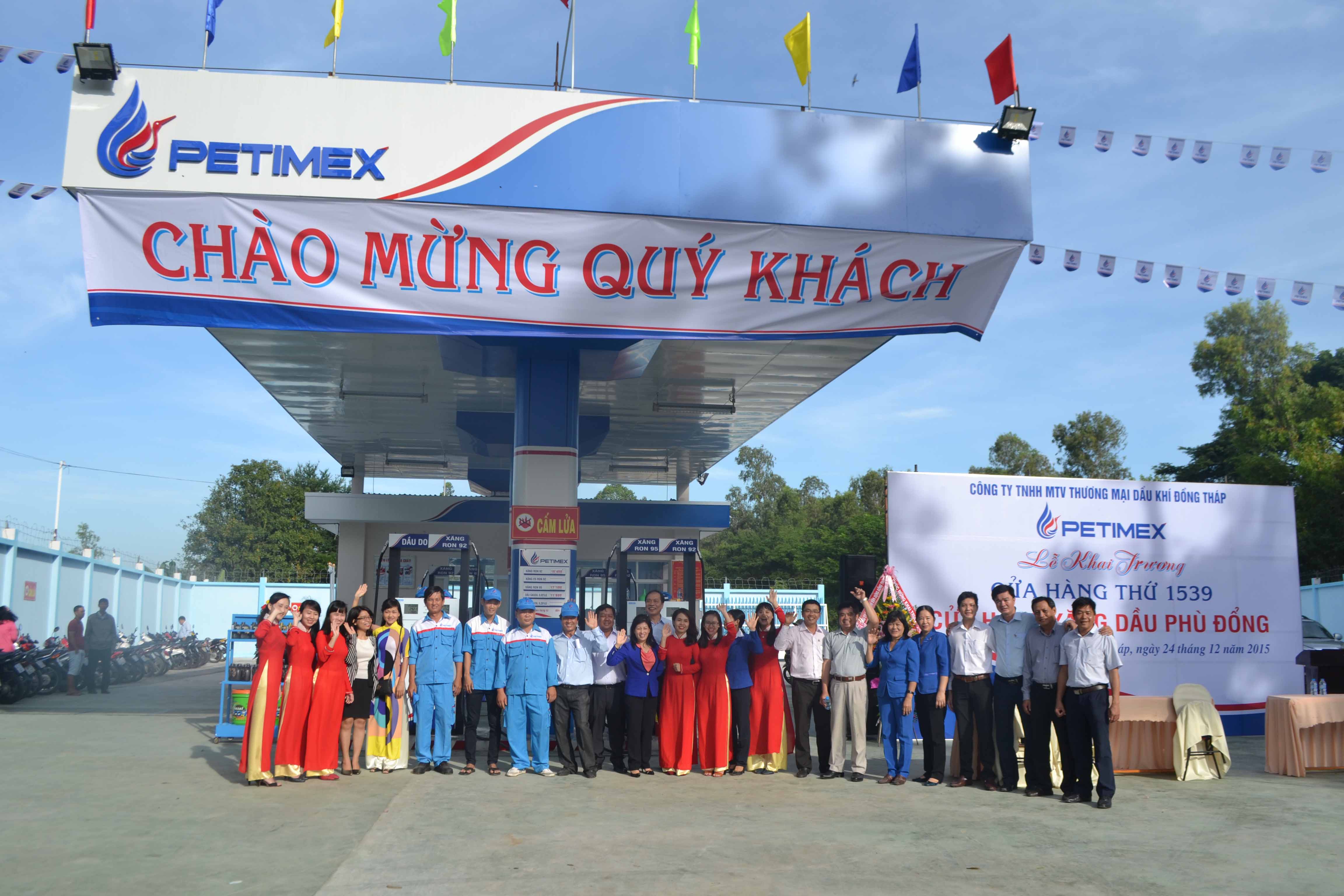 Lễ khai trương cửa hàng xăng dầu phù đổng (24/12/2015)