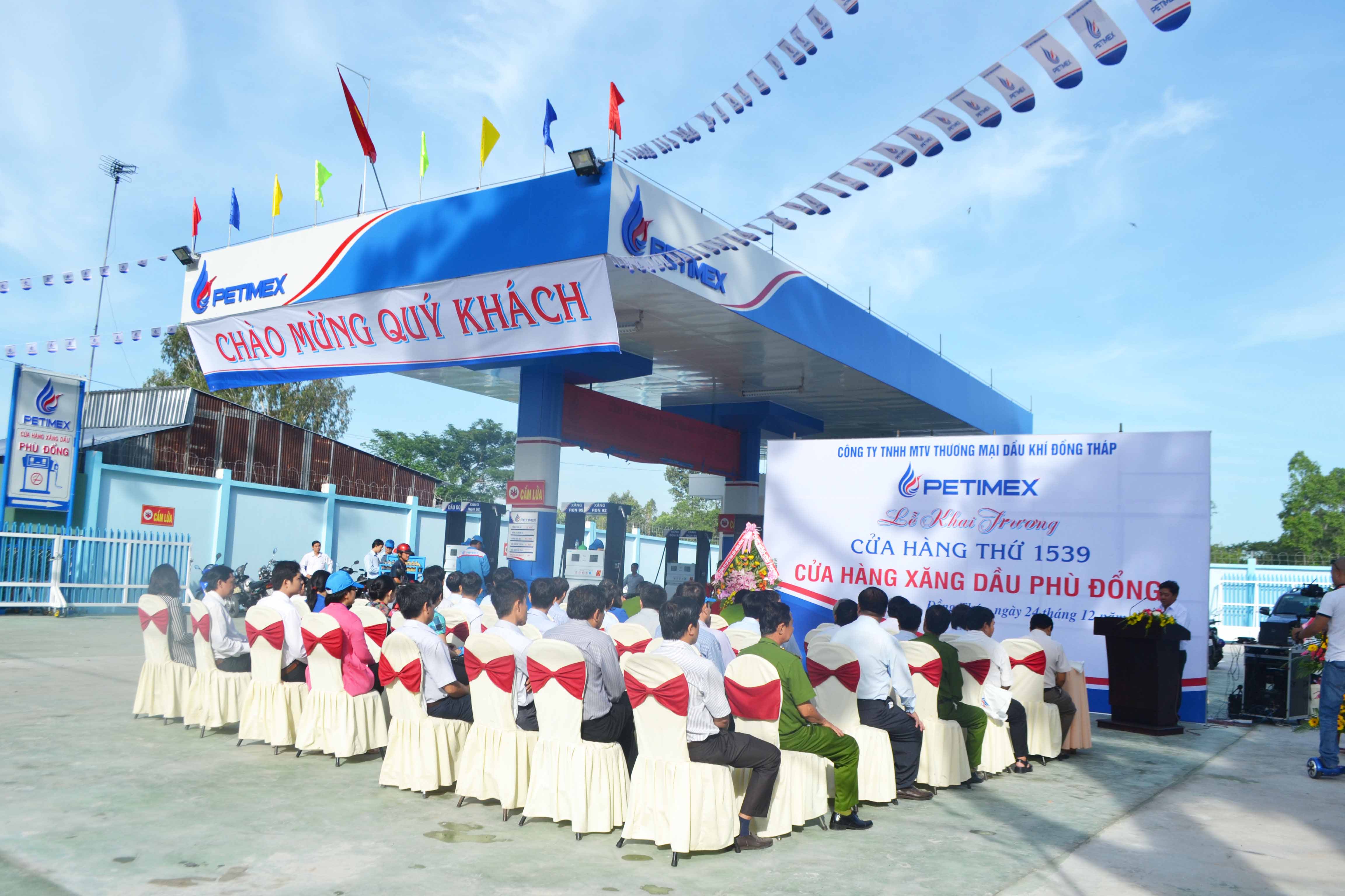 Lễ khai trương cửa hàng xăng dầu phù đổng (24/12/2015)