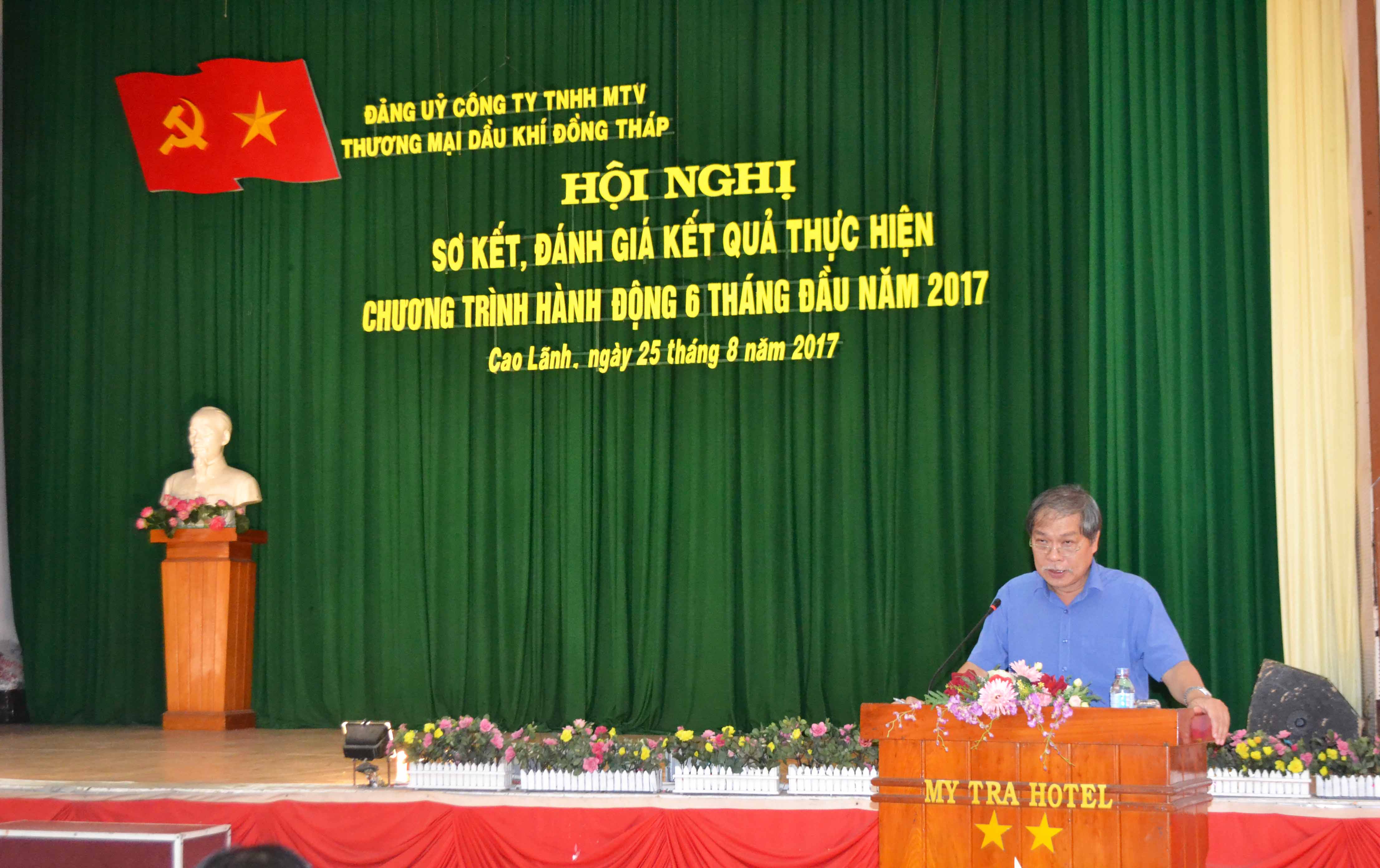 Đảng ủy công ty petimex tổ chức sơ kết, đánh giá kết quả thực hiện chương trình hành động 6 tháng đầu năm 2017. (28/08/2017)