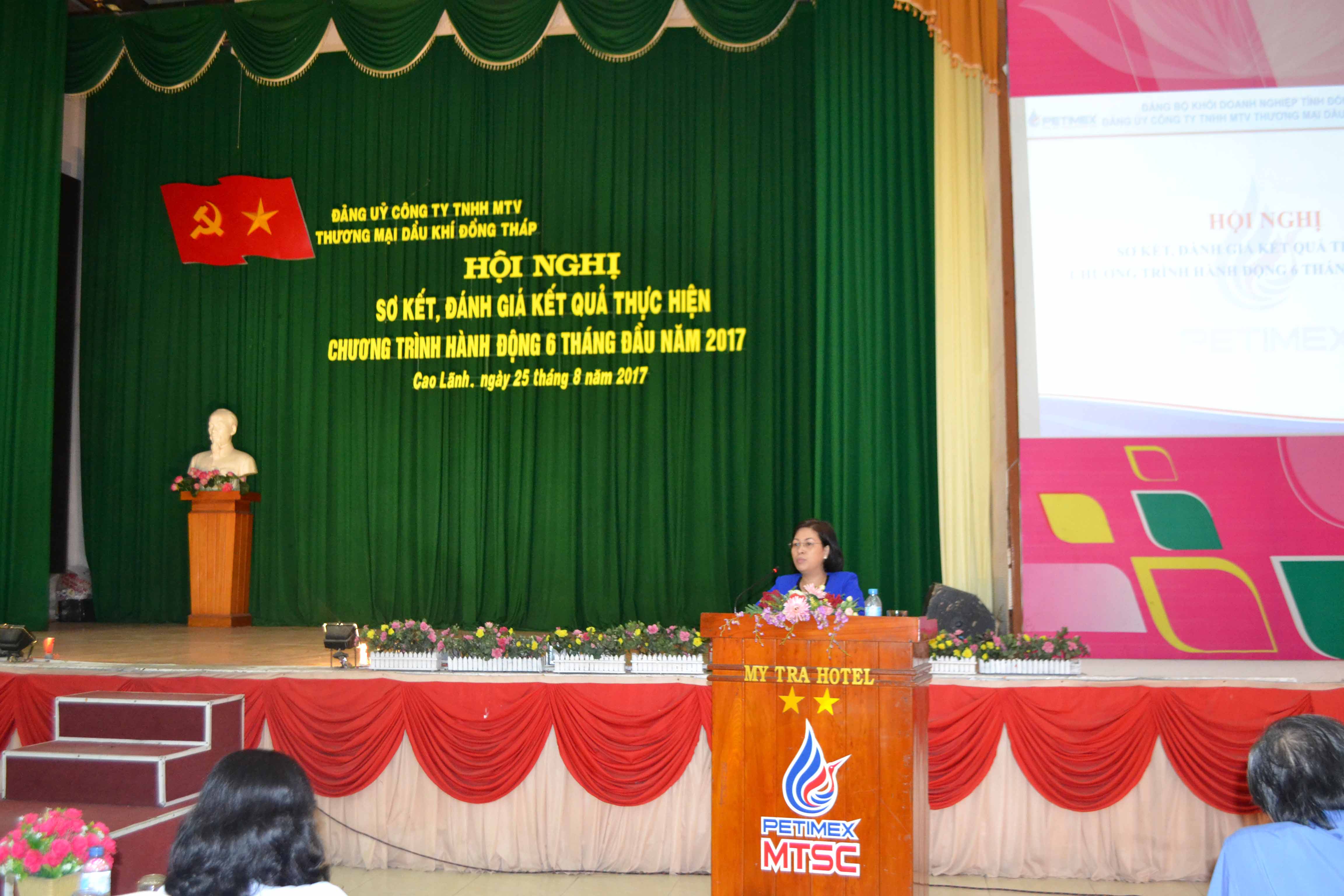 Đảng ủy công ty petimex tổ chức sơ kết, đánh giá kết quả thực hiện chương trình hành động 6 tháng đầu năm 2017. (28/08/2017)