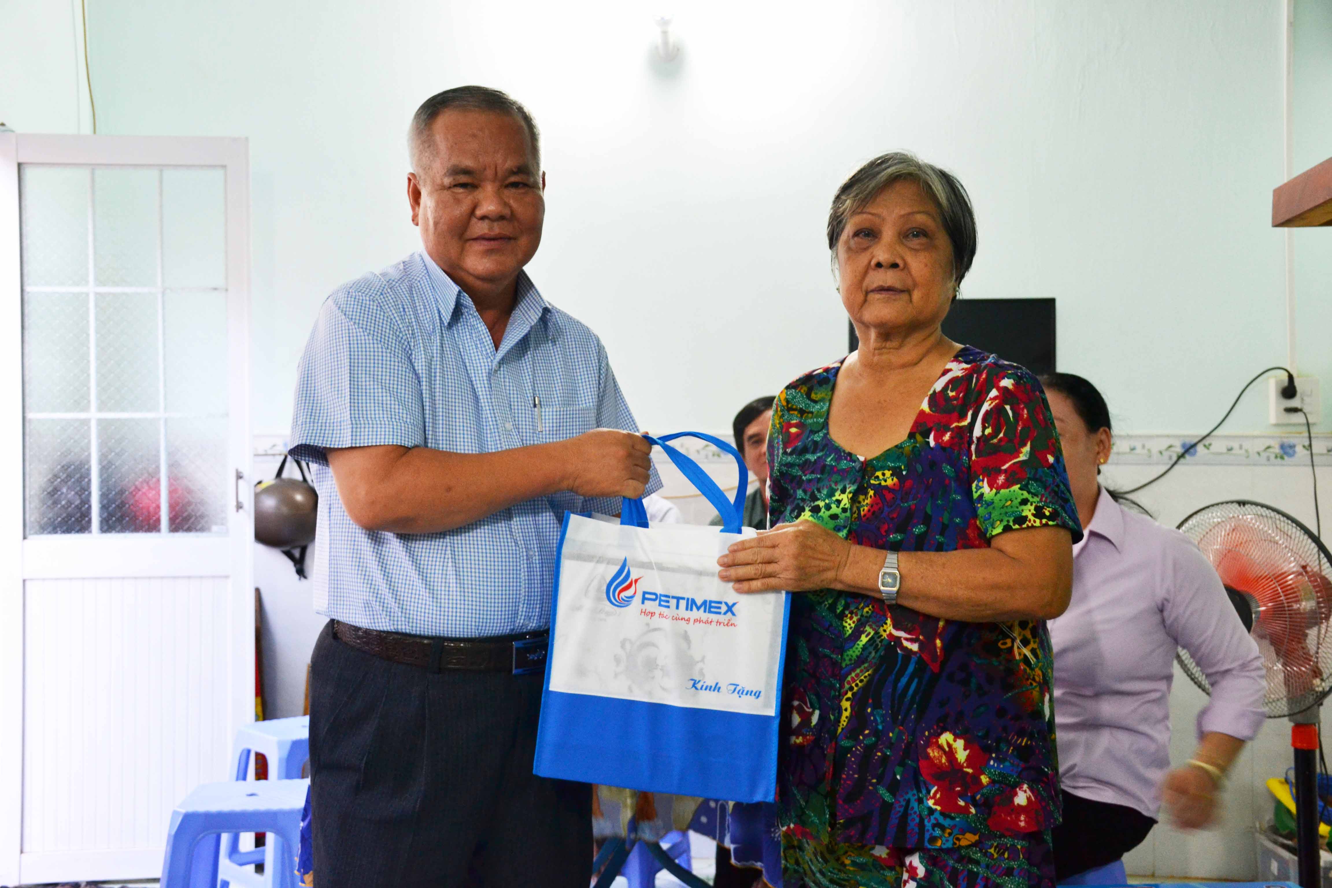 Petimex trao tặng nhà tình thương cho hộ nghèo (26/12/2018)