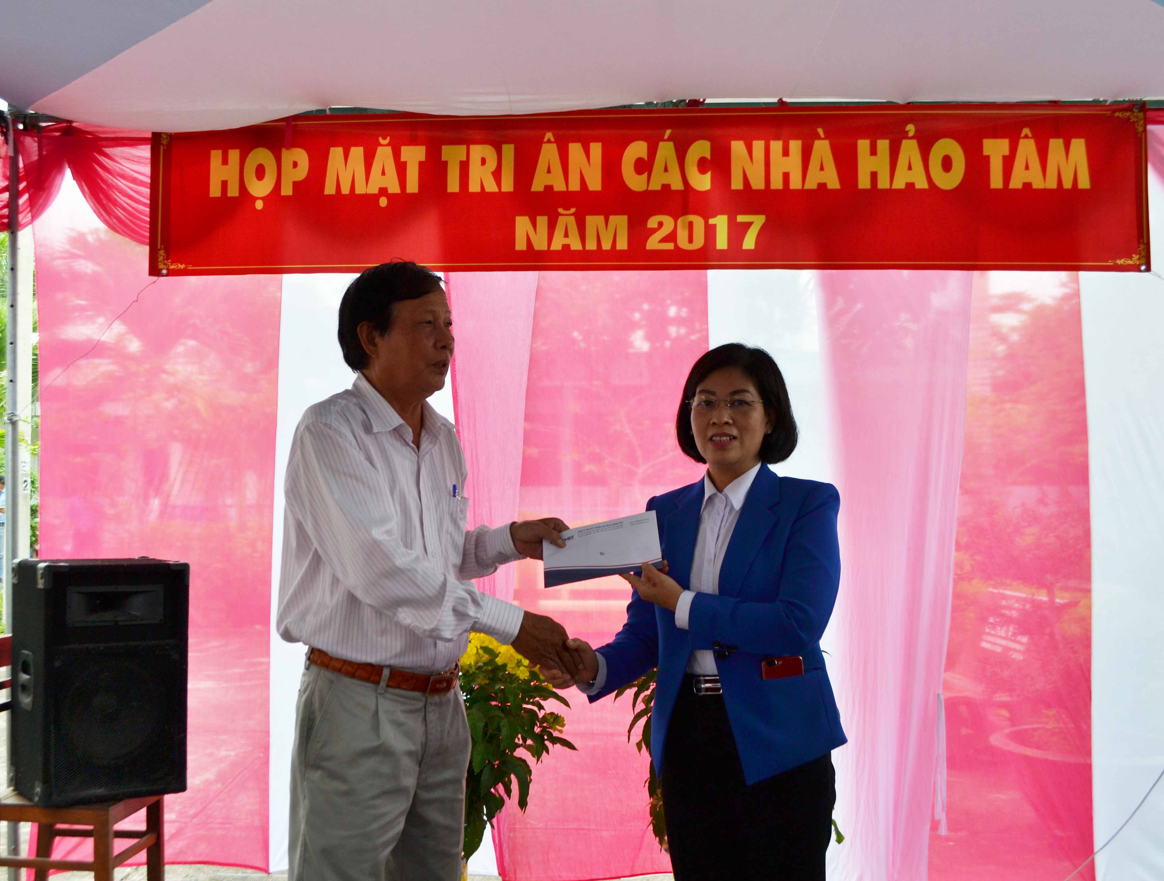 Petimex tặng quà nhân dịp tết nguyên đán mậu tuất năm 2018 (30/01/2018)