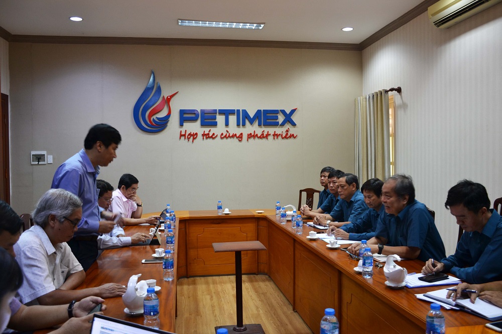 Lãnh đạo tỉnh đến thăm và làm việc với công ty petimex (19/07/2019)